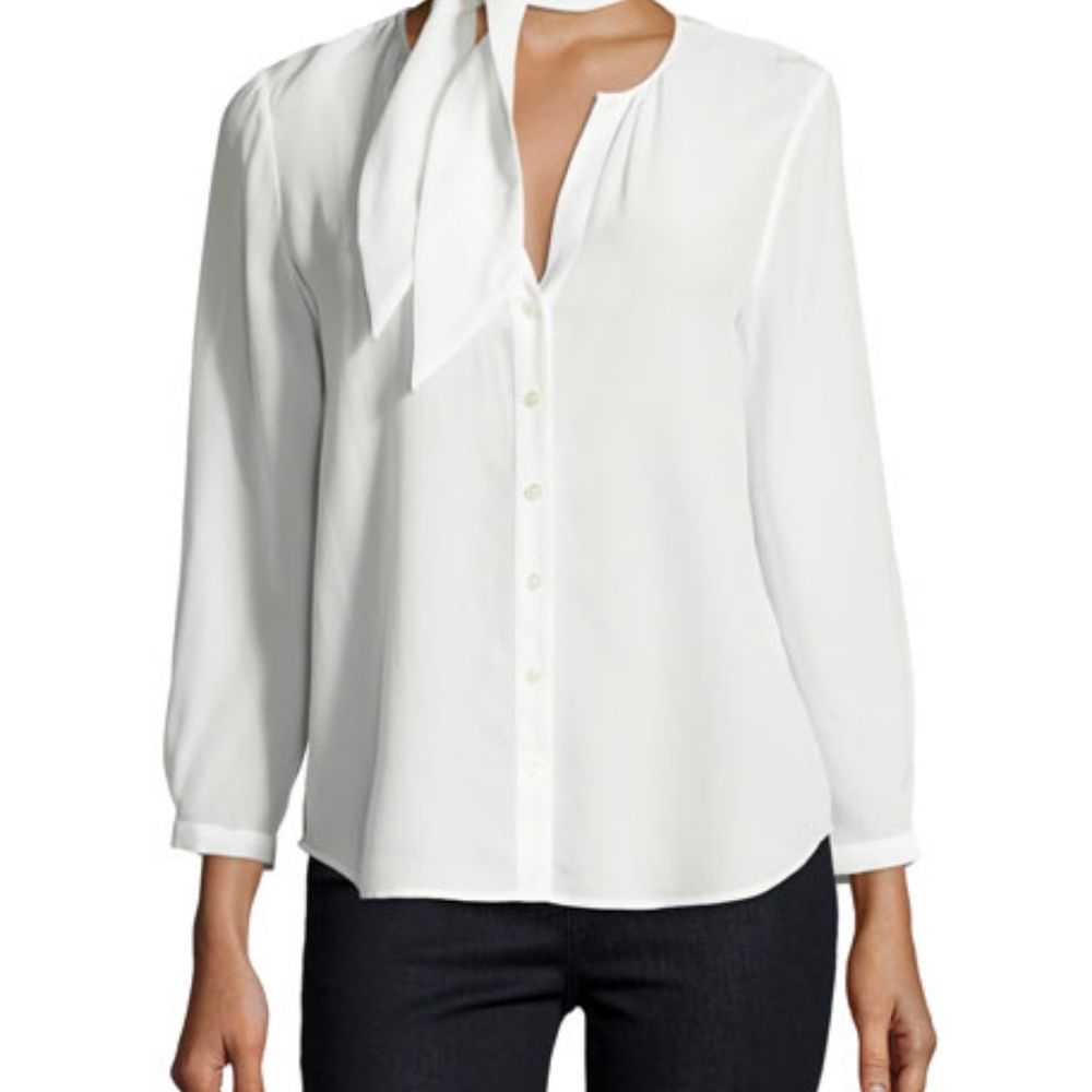 **CLOSET CLEANOUT** NWT Joie Button Down